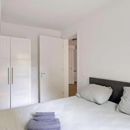 Comfortable 1-bedroom Flat In *